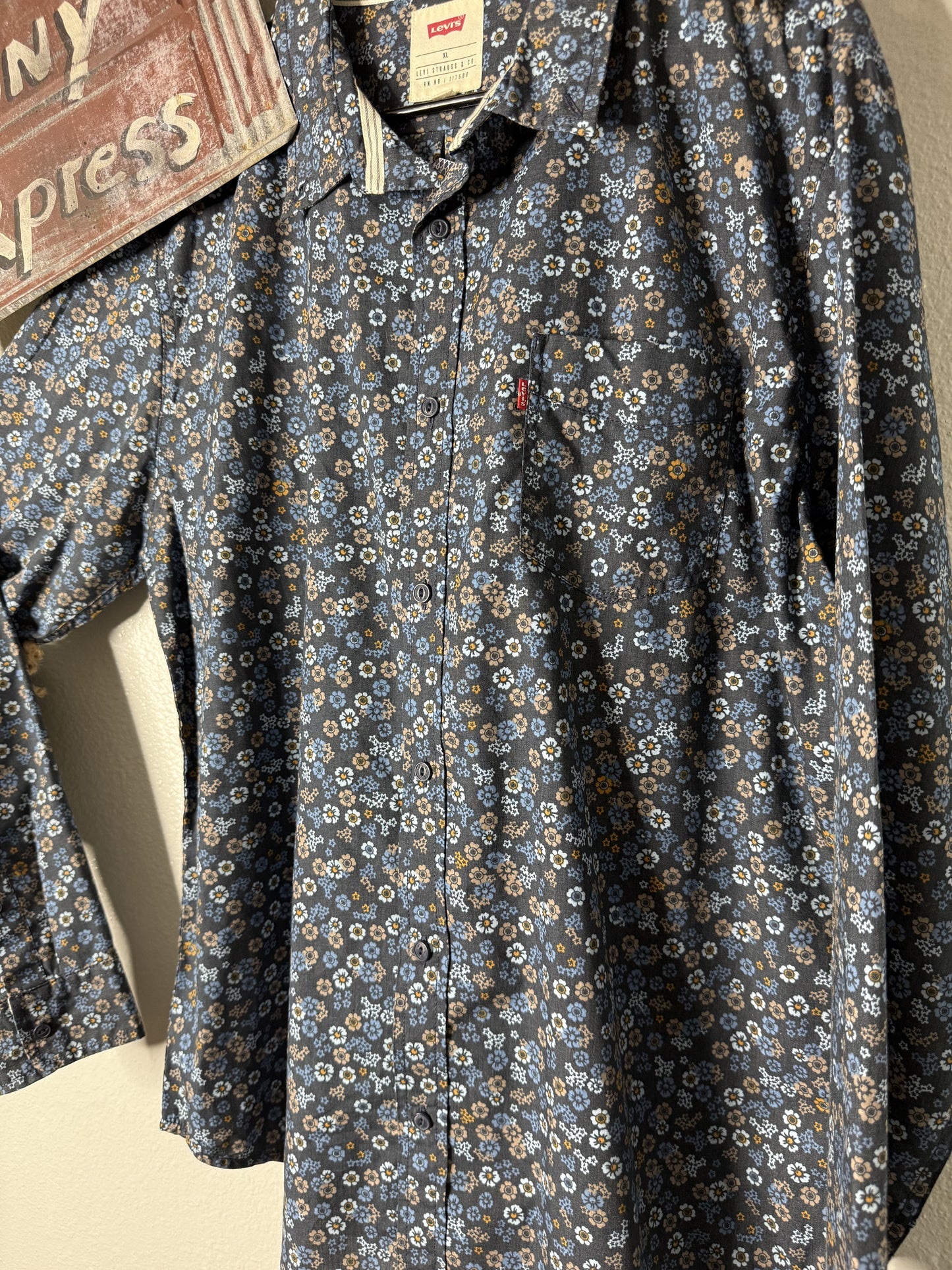 Levi’s Button-Up Shirt